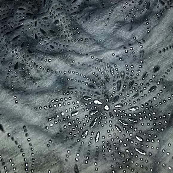 New Dusak Designs grey/silver beaded burnout top - Picture 5 of 8